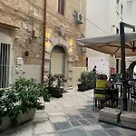 Porta Dei Mori 公寓