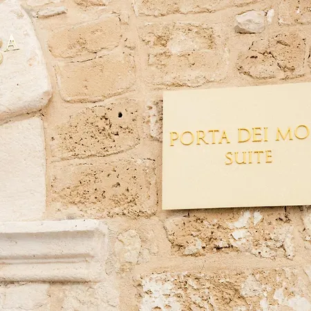 Porta Dei Mori Bari